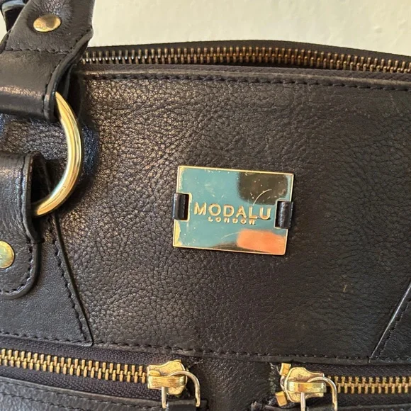 Modalu Pippa 2011 Black Leather Handbag with Gold Accents - Picture 2 of 13